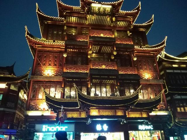 苦命鸳鸯的手相 苦命鸳鸯的手相