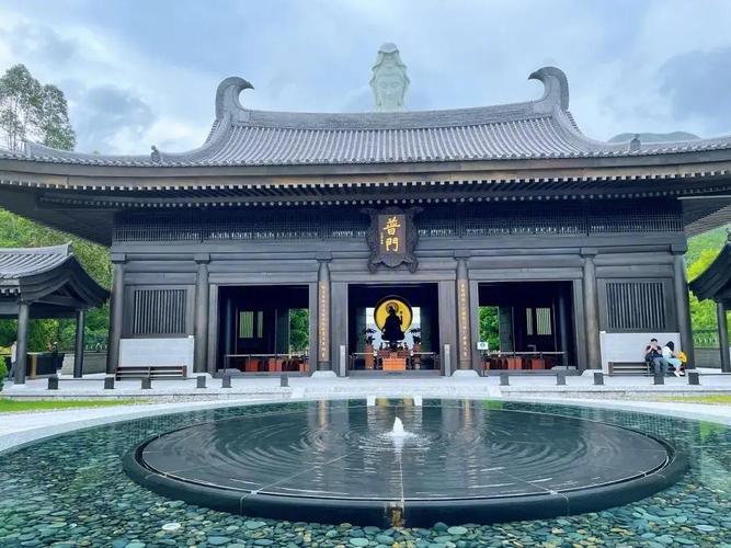 属狗一生的命运和婚姻 狗和龙属相做夫妻合不 属狗一生的命运和婚姻 狗和龙属相做夫妻合不