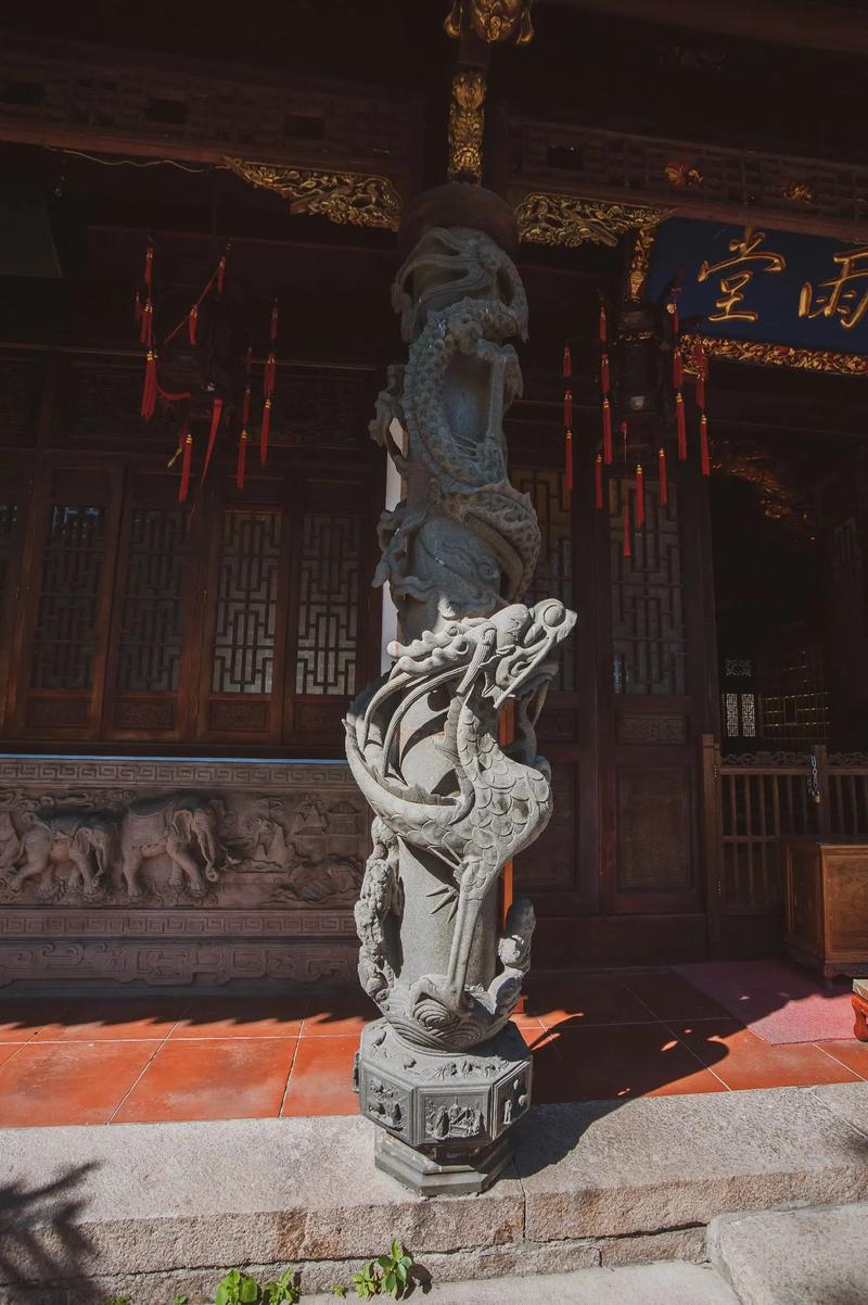 别墅门前就是湖风水 别墅门前就是湖风水