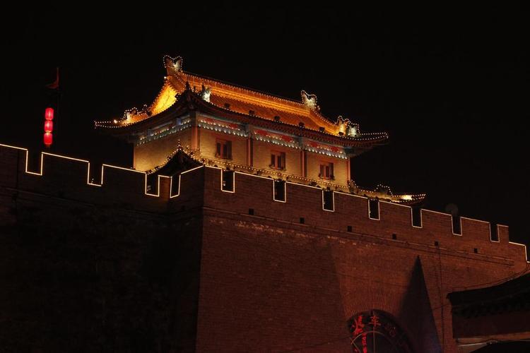 蓝宝石处女座(蓝宝石适合什么星座) 蓝宝石处女座(蓝宝石适合什么星座)